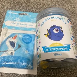 Scentsy Dory Buddy clip and Olaf Scent pak